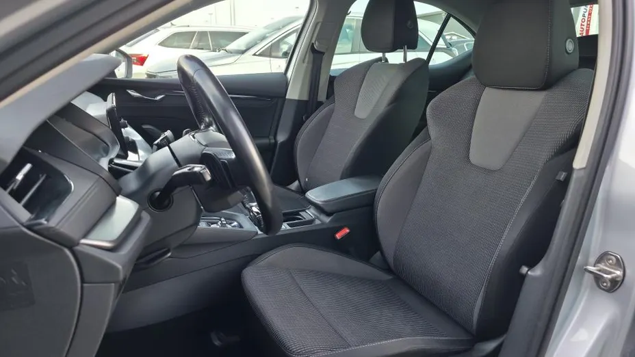 SKODA Octavia Octavia 2.0 TDI Ambition DSG