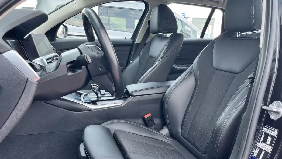 BMW Seria 3 320d xDrive Sport Line aut