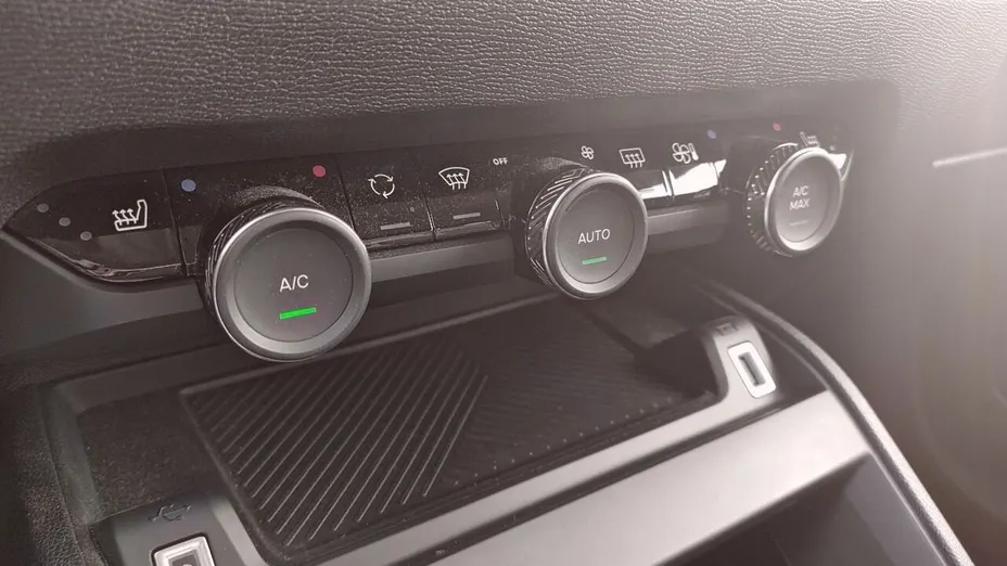 CITROEN C4 X C4 X 1.2 PureTech Max S&S EAT8