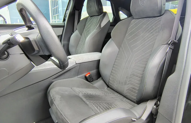 PEUGEOT 3008 3008 1.2 PureTech mHEV GT S&S e-DCS6
