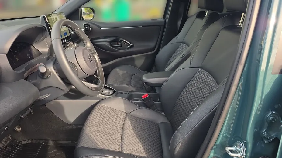TOYOTA Yaris Yaris Hybrid 1.5 Executive