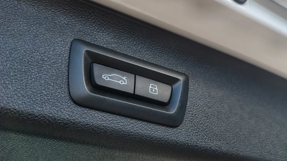 BMW Seria 5 530e PHEV aut