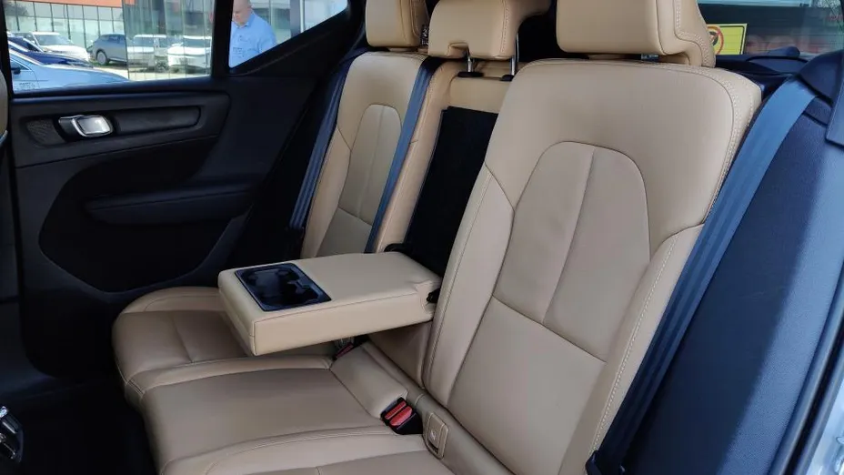 VOLVO XC40 XC40 B4 B Inscription aut