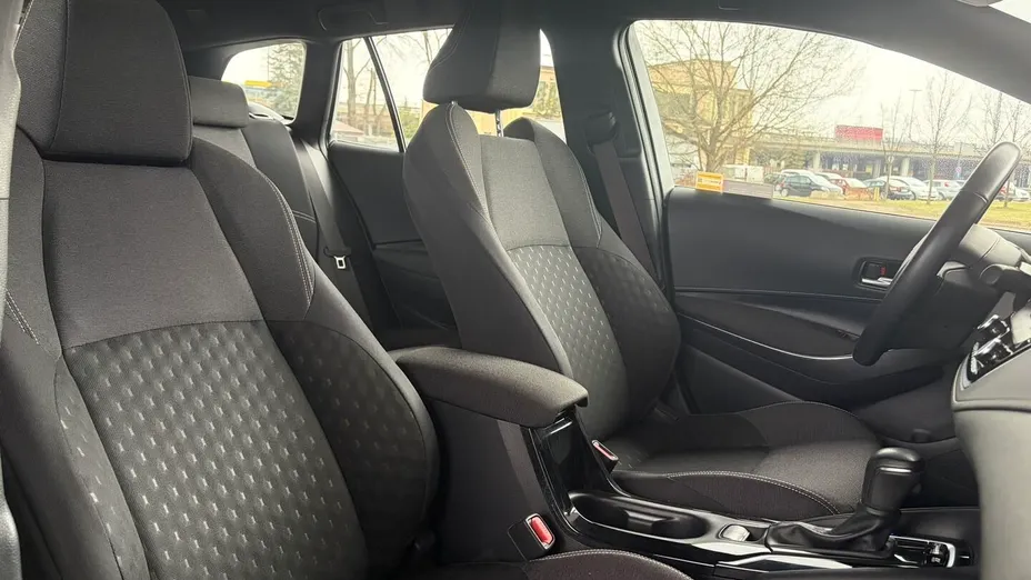 TOYOTA Corolla Corolla 1.8 Hybrid Comfort