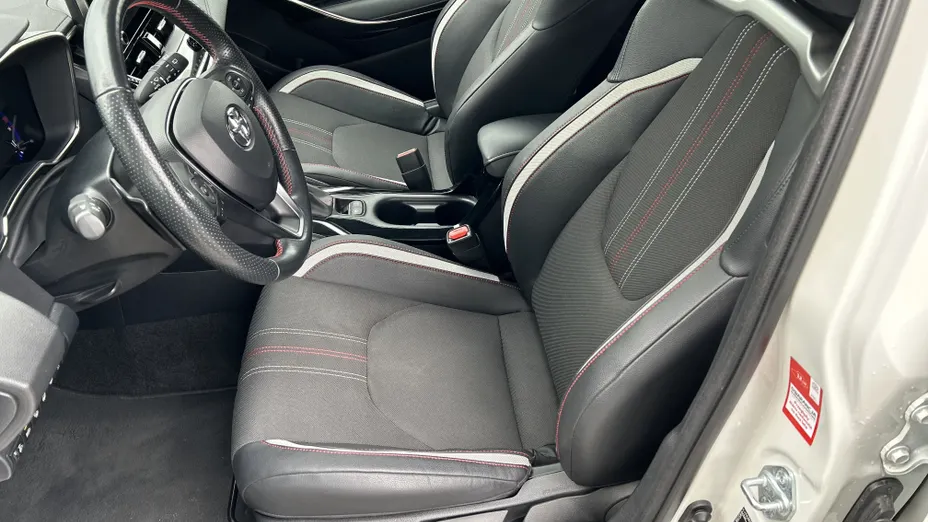 TOYOTA Corolla Corolla 2.0 Hybrid GR Sport Dynamic