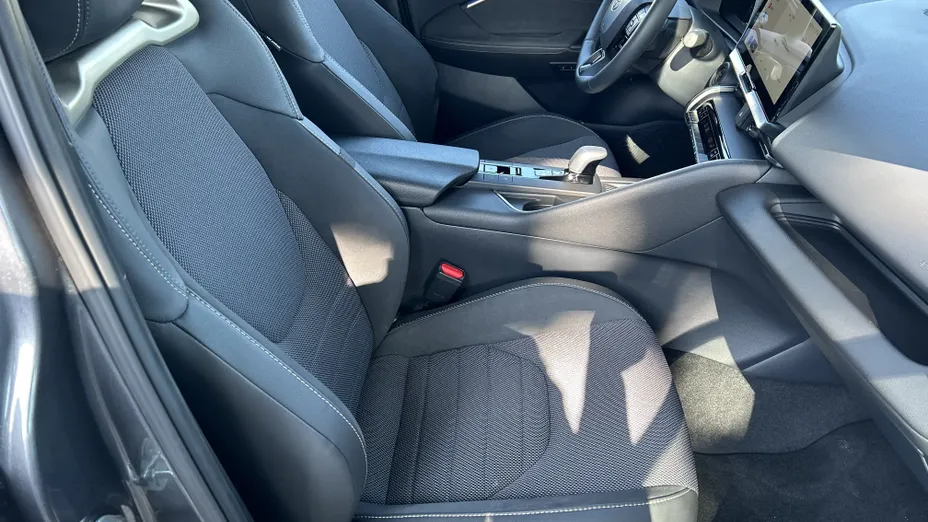TOYOTA C-HR C-HR 1.8 Hybrid Executive
