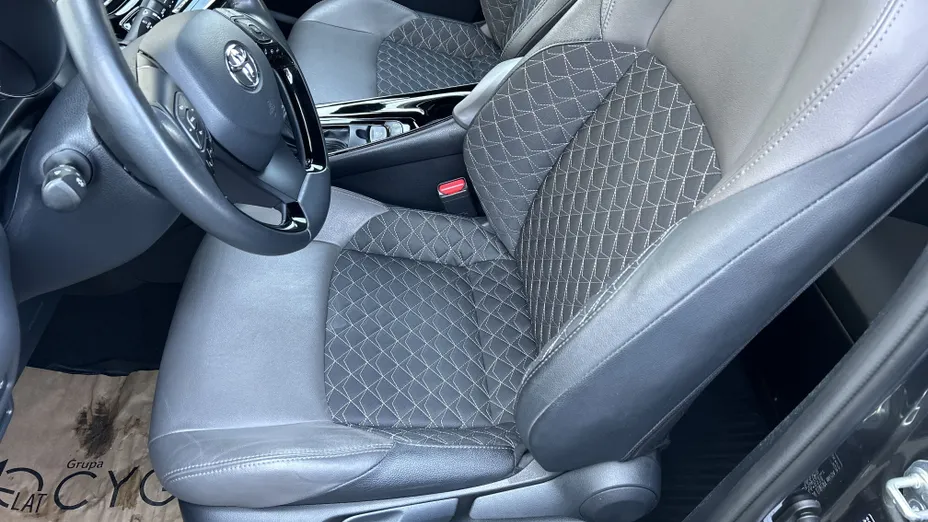 TOYOTA C-HR C-HR 1.8 Hybrid Executive