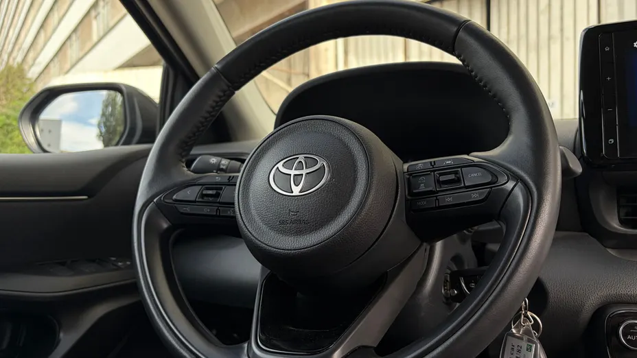 TOYOTA Yaris Yaris Hybrid 1.5 Style