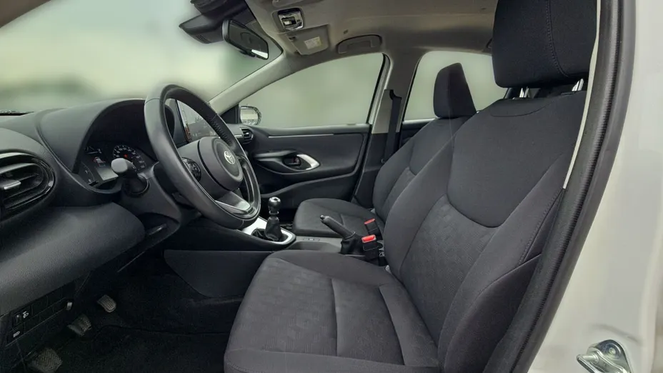 TOYOTA Yaris Yaris 1.5 Comfort