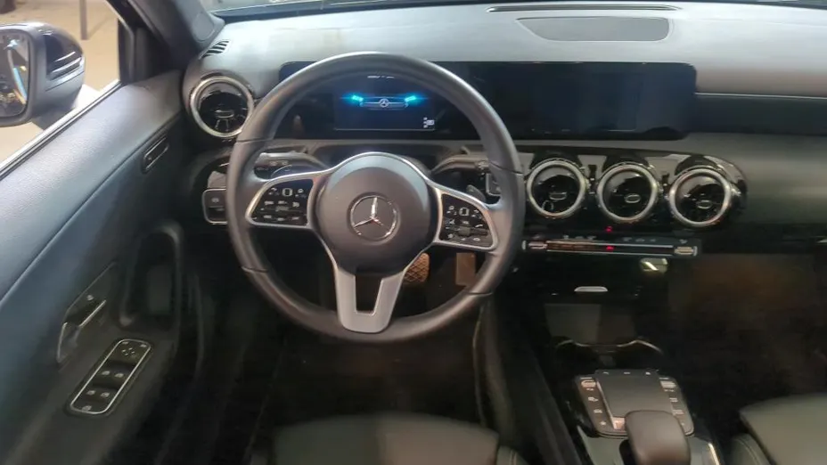 MERCEDES-BENZ A Klasa A 180 7G-DCT