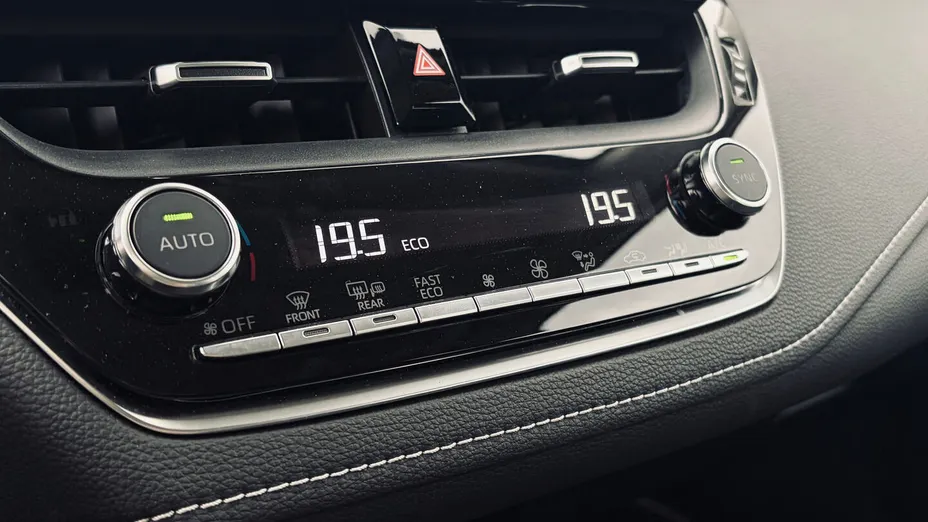 TOYOTA Corolla Corolla 1.8 Hybrid Comfort