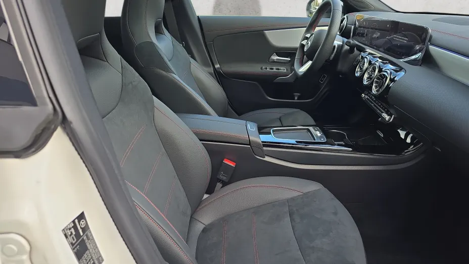 MERCEDES-BENZ CLA CLA 200 mHEV AMG Line 7G-DCT Nowy