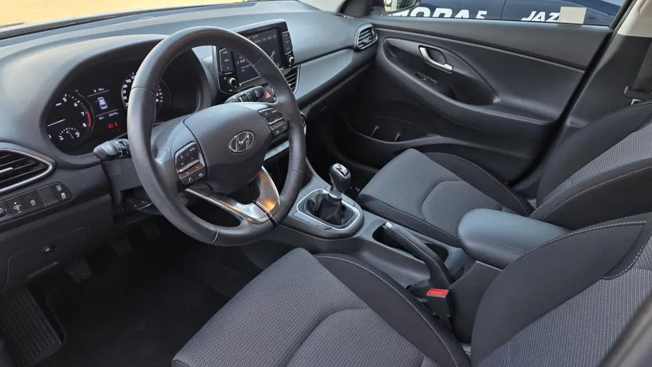 HYUNDAI i30 i30 1.0 T-GDI Modern