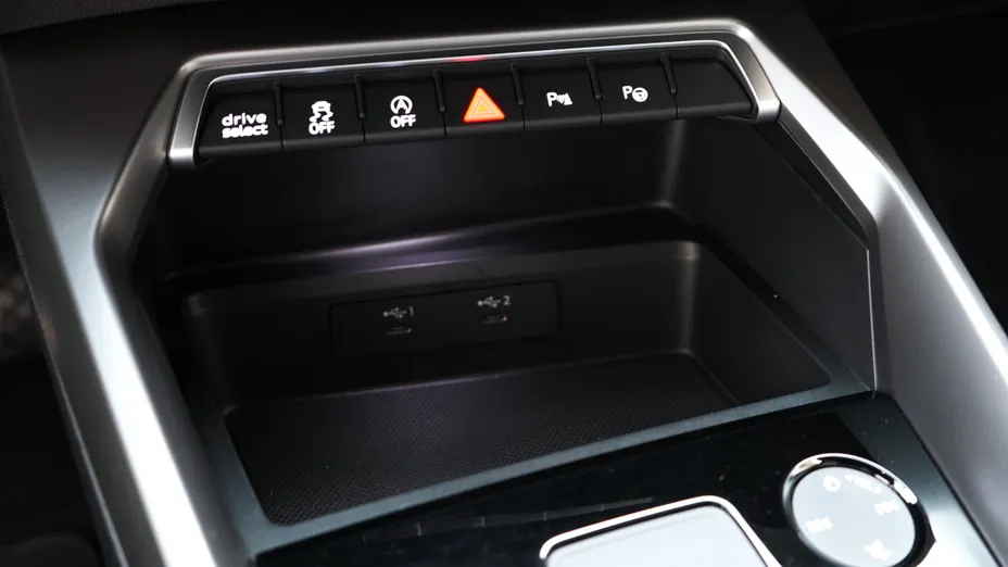 AUDI A3 A3 40 TFSI Quattro S Line S tronic