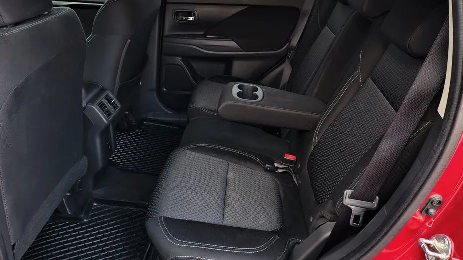 MITSUBISHI Outlander Outlander 2.0 Instyle SDA 4WD CVT