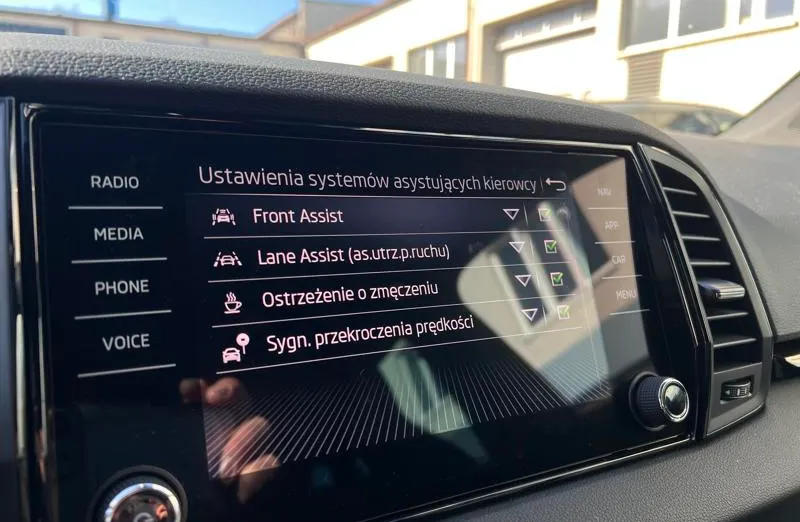 SKODA Karoq Karoq 1.5 TSI ACT Sportline DSG