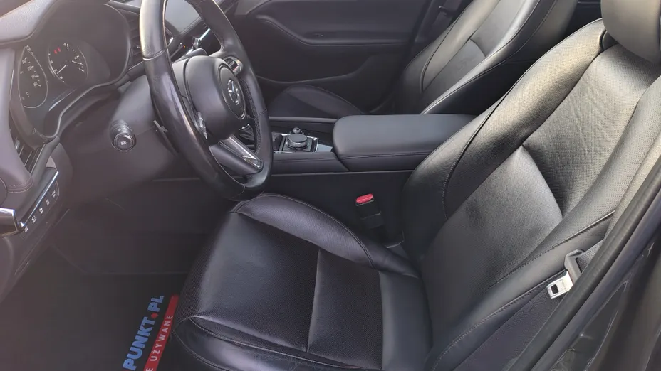 MAZDA 3 3 2.0 mHEV Hikari aut