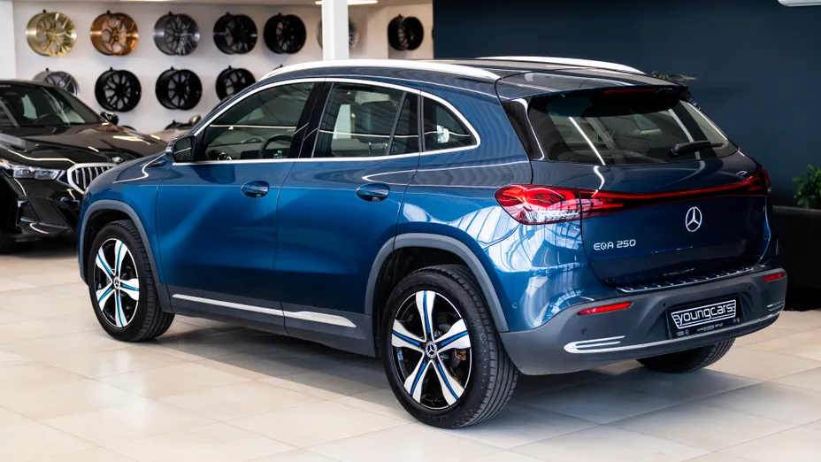 MERCEDES-BENZ EQA EQA 250 66.5kWh Electric Art