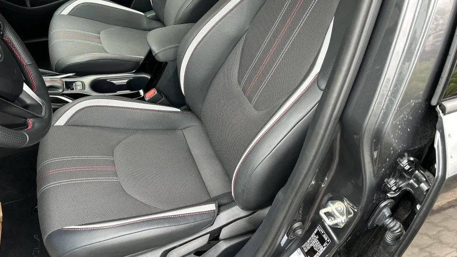 TOYOTA Corolla Corolla 1.8 Hybrid GR Sport