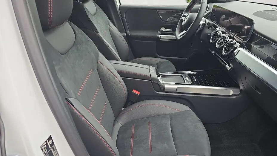 MERCEDES-BENZ GLB GLB 200 mHEV AMG Line 7G-DCT Nowy