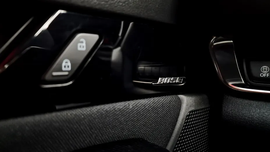 MAZDA CX-30 CX-30 2.0 mHEV Enso- 2WD