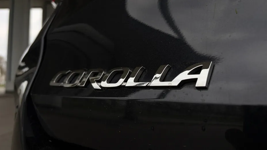 TOYOTA Corolla Corolla 2.0 Hybrid Comfort