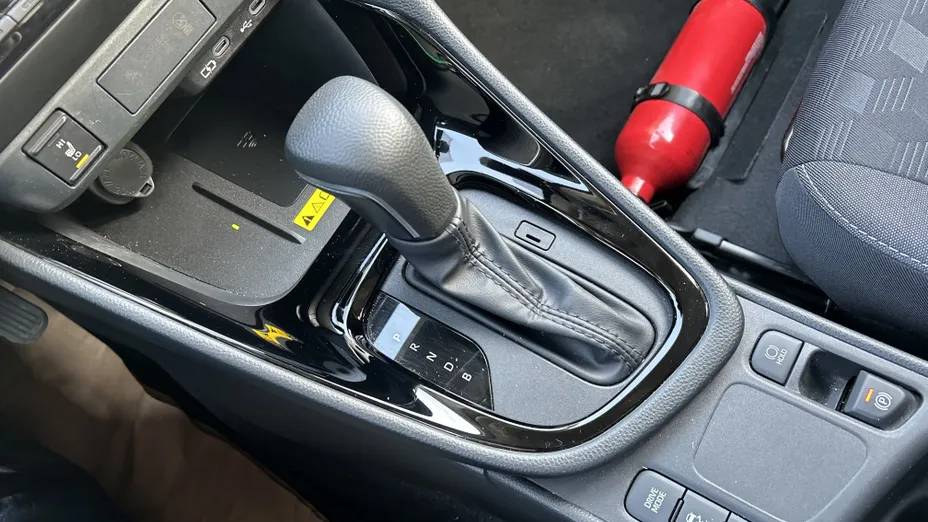 TOYOTA Yaris Yaris Hybrid 1.5 Style