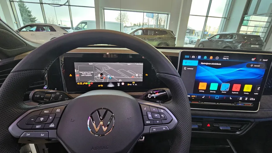 VOLKSWAGEN Tiguan Tiguan 2.0 TDI 4Mot. R-Line Plus DSG Nowy