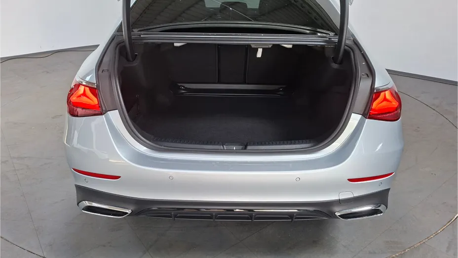 MERCEDES-BENZ E Klasa E 220 d mHEV AMG 9G-Tronic