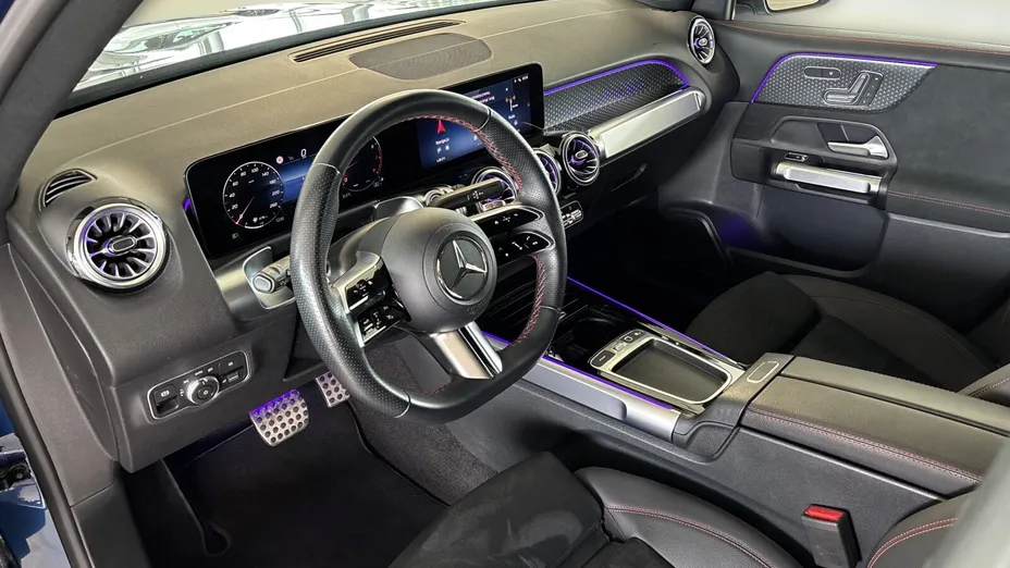 MERCEDES-BENZ GLB GLB 200 mHEV AMG Line 7G-DCT