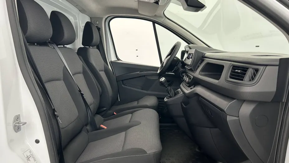 RENAULT Trafic -