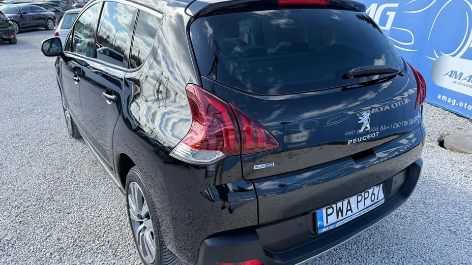 PEUGEOT 3008 -