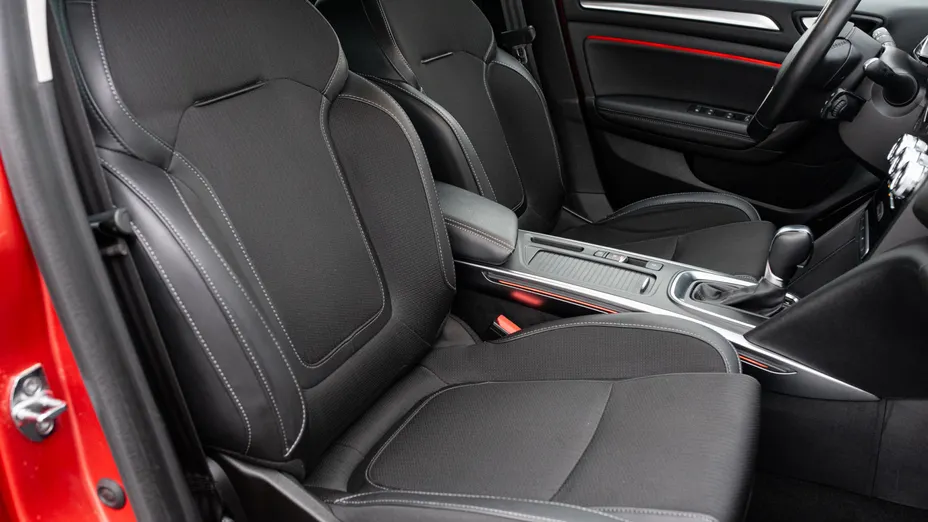 RENAULT Megane Megane 1.3 TCe FAP Intens EDC