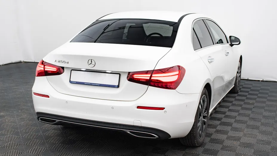 MERCEDES-BENZ A Klasa A 200 d Progressive 8G-DCT