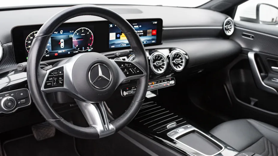 MERCEDES-BENZ A Klasa A 200 d Progressive 8G-DCT