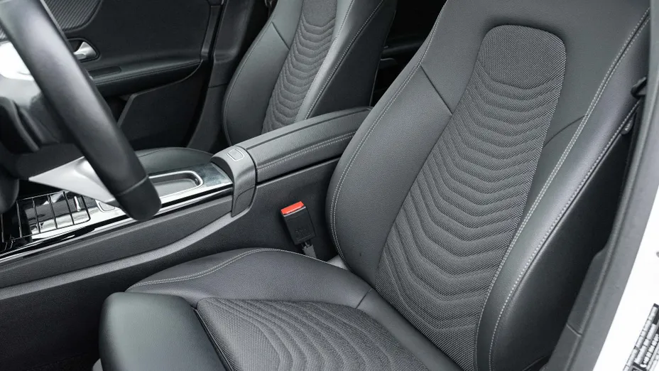 MERCEDES-BENZ A Klasa A 200 d Progressive 8G-DCT