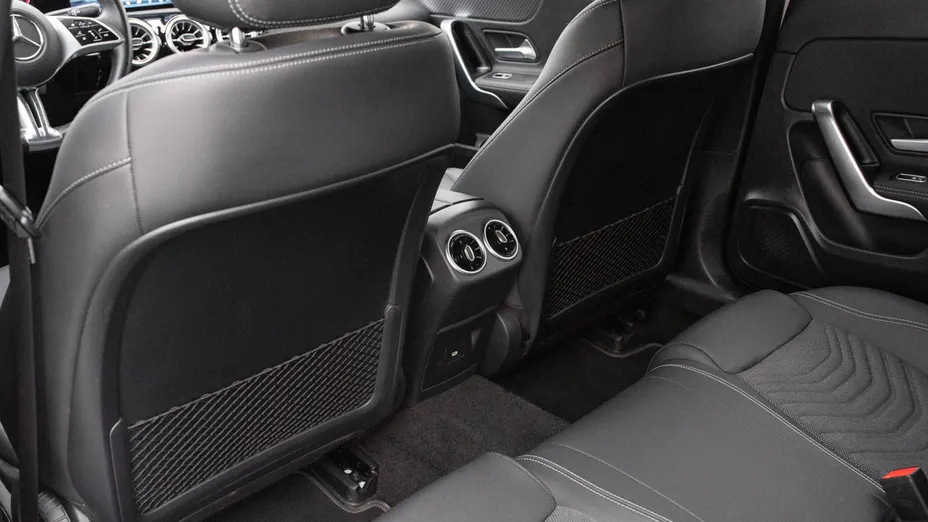 MERCEDES-BENZ A Klasa A 200 d Progressive 8G-DCT