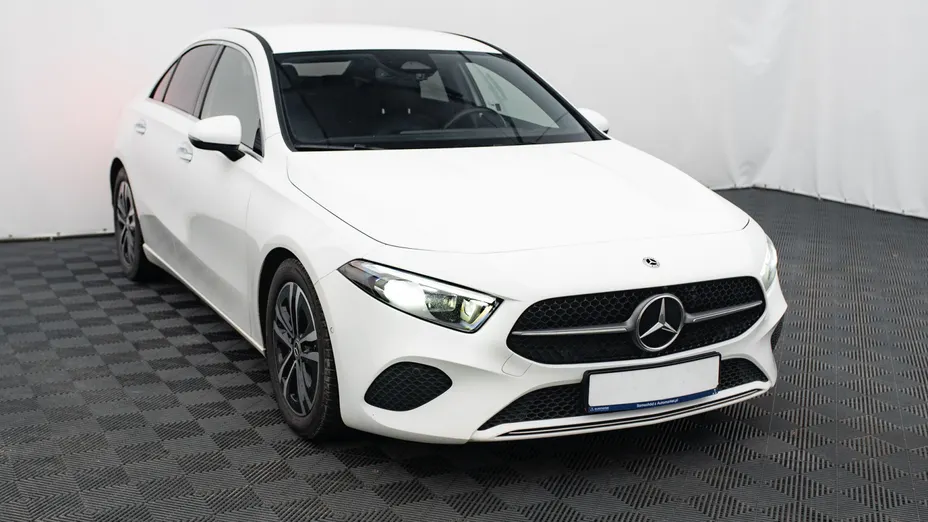 MERCEDES-BENZ A Klasa A 200 d Progressive 8G-DCT
