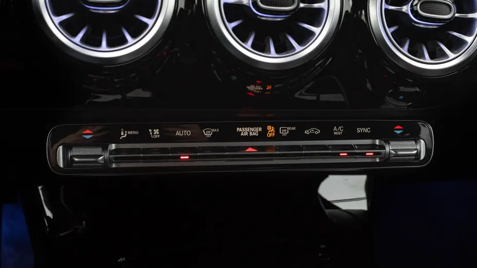 MERCEDES-BENZ A Klasa A 200 d Progressive 8G-DCT