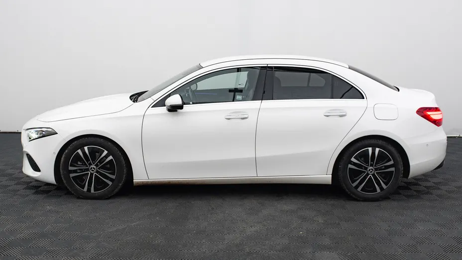 MERCEDES-BENZ A Klasa A 200 d Progressive 8G-DCT