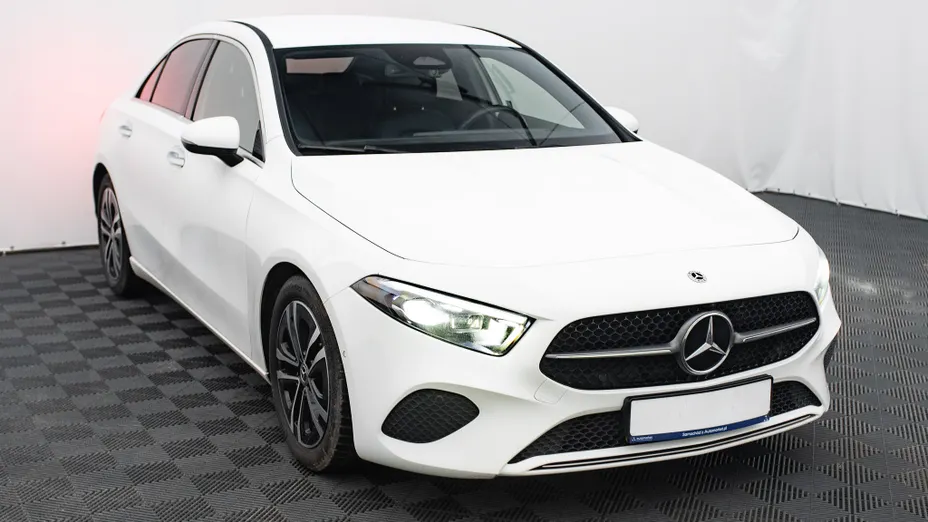 MERCEDES-BENZ A Klasa A 200 d Progressive 8G-DCT