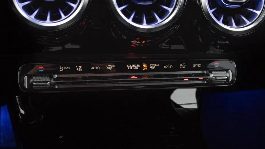 MERCEDES-BENZ A Klasa A 200 d Progressive 8G-DCT