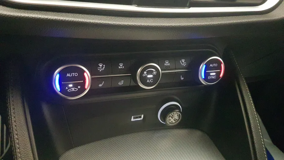 ALFA ROMEO Stelvio Stelvio 2.0 Turbo Veloce Q4 aut