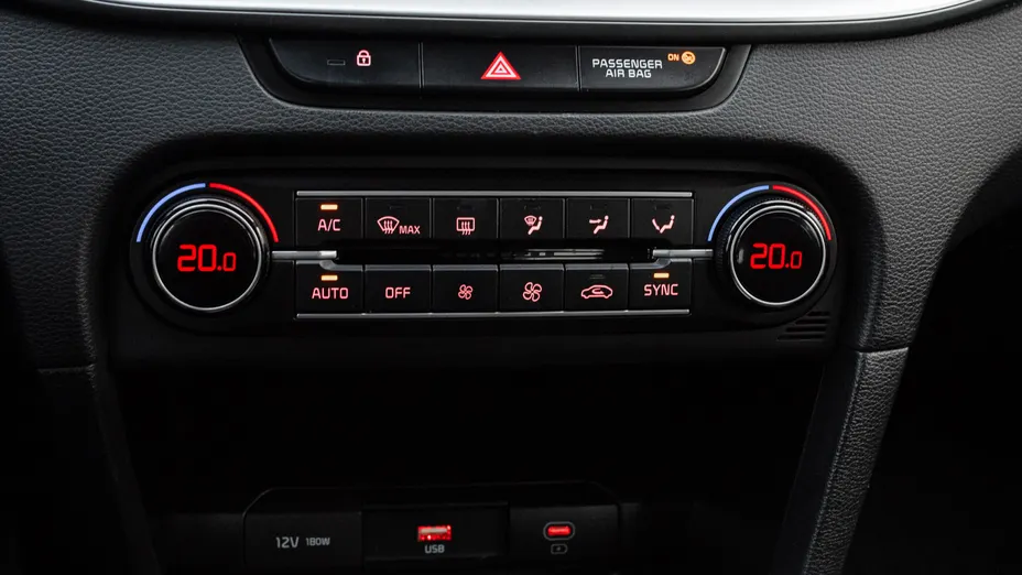 KIA Cee'd Ceed 1.5 T-GDI M