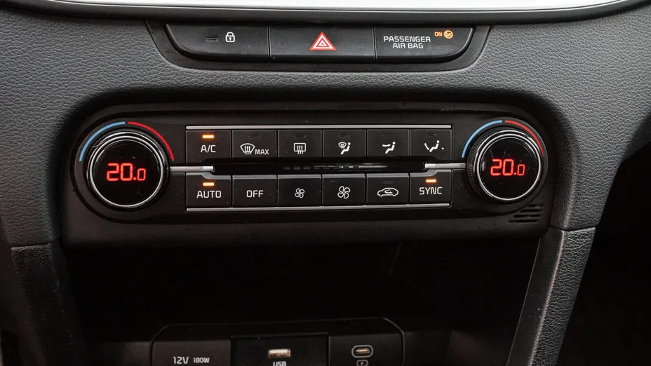 KIA Cee'd Ceed 1.5 T-GDI M