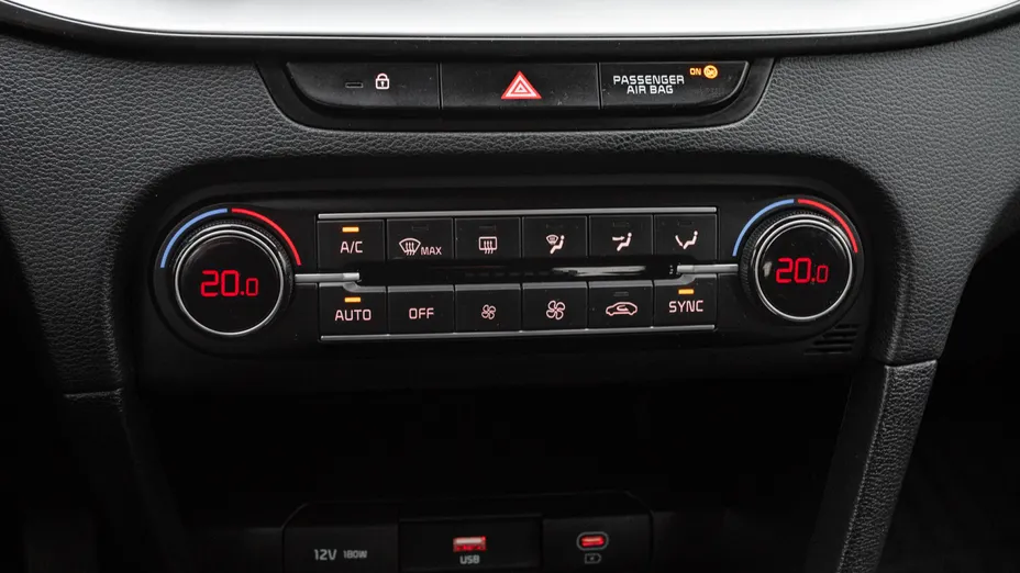 KIA Cee'd Ceed 1.5 T-GDI M