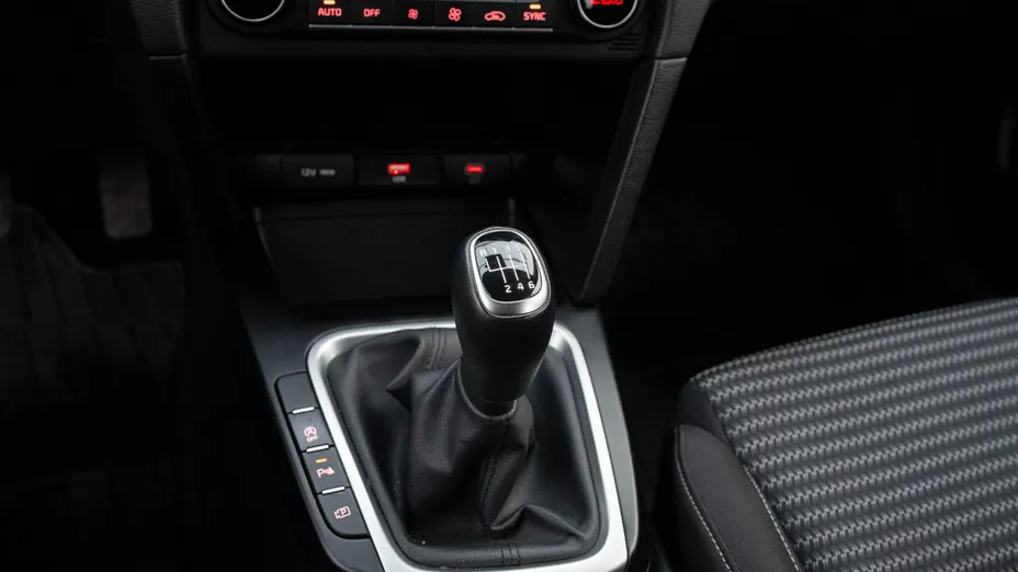 KIA Cee'd Ceed 1.5 T-GDI M