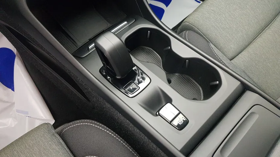 VOLVO XC40 XC40 B3 Core aut