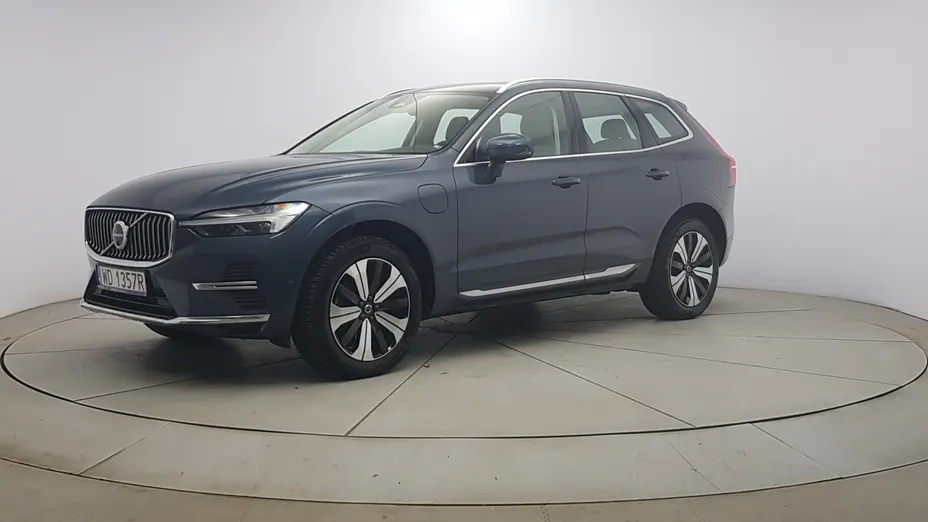 VOLVO XC60 XC60 T6 Plug-In Hybrid AWD Plus Bright aut
