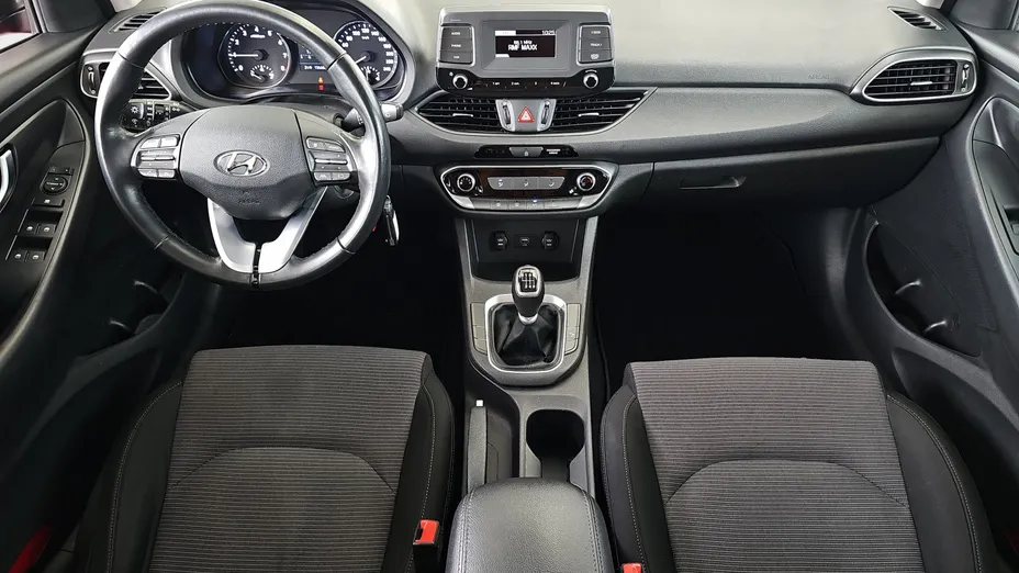 HYUNDAI i30 i30 1.5 DPI Classic +